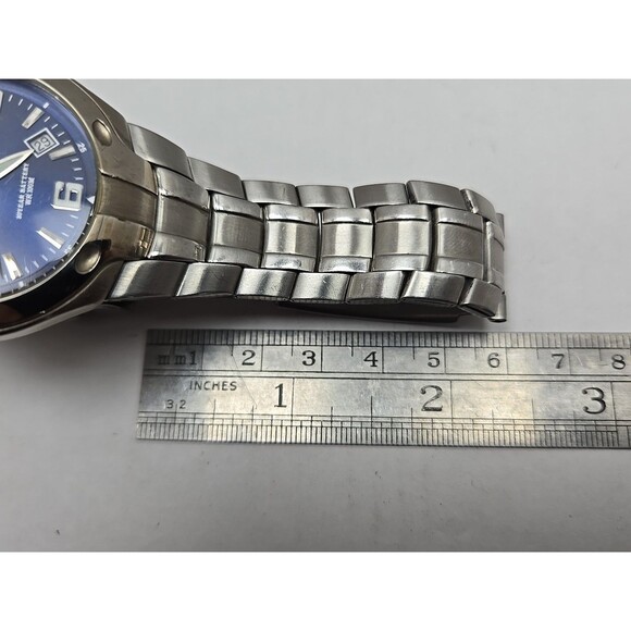 Casio Edifice EF106D Blue Dial Watch WR100M Date New Battery 37mm Silver Tone - Picture 10 of 12